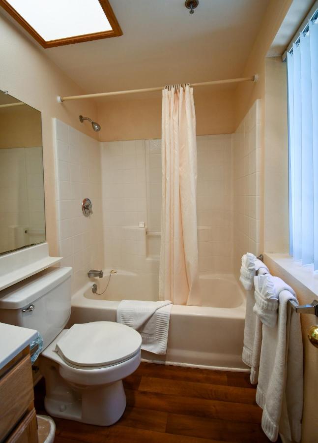 Deluxe Apartment at North Bay at Lake Arrowhead