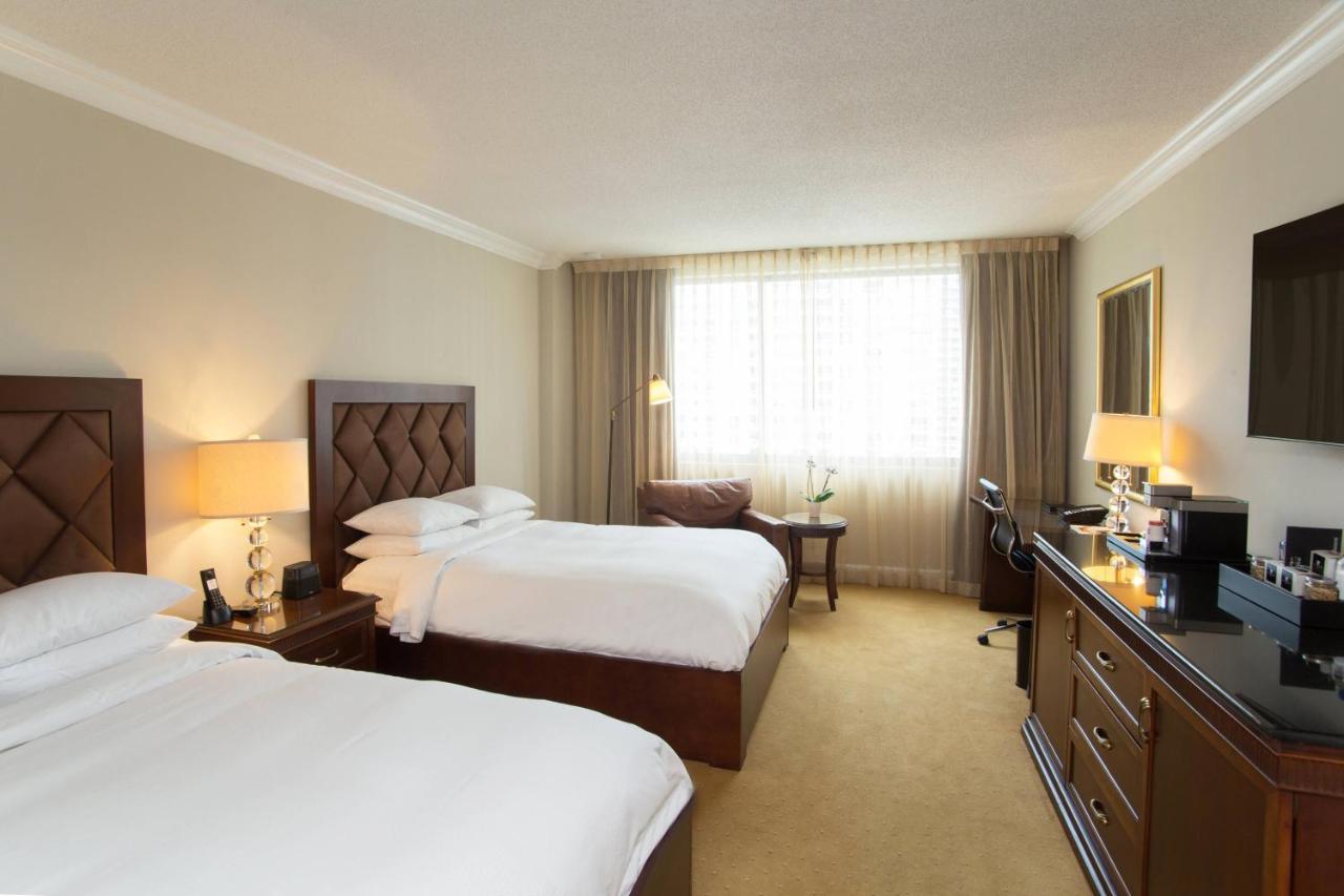 Concierge Level Guest Room with Two Double Beds and City View at JW Marriott Miami