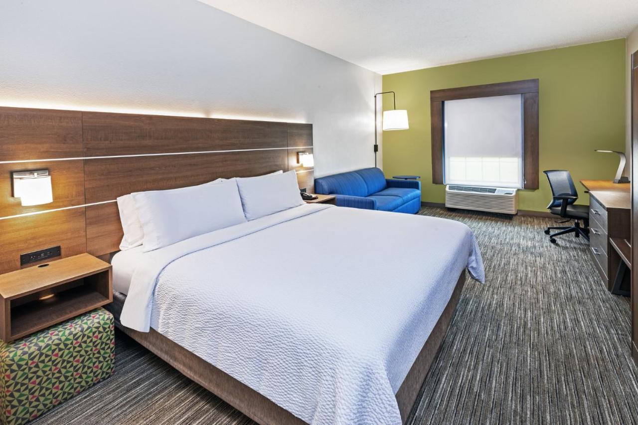 King Room with Sofa Bed - Non-Smoking at Holiday Inn Express & Suites Sulphur (Lake Charles) by IHG