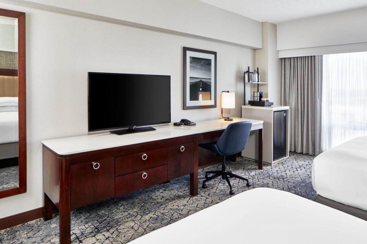 Guest room, 2 Double at Sheraton Indianapolis Hotel at Keystone Crossing