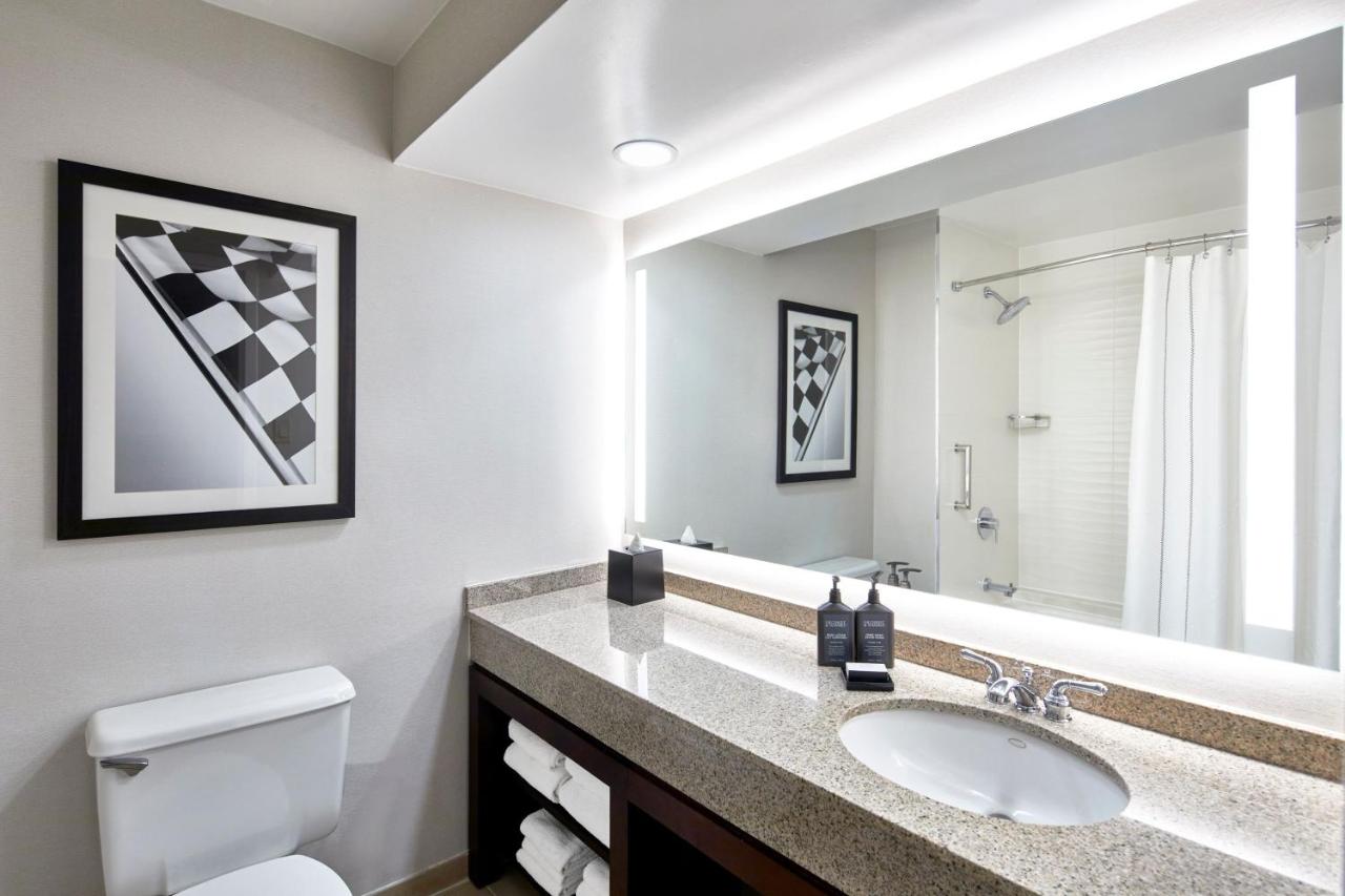 Guest room, 2 Double at Sheraton Indianapolis Hotel at Keystone Crossing