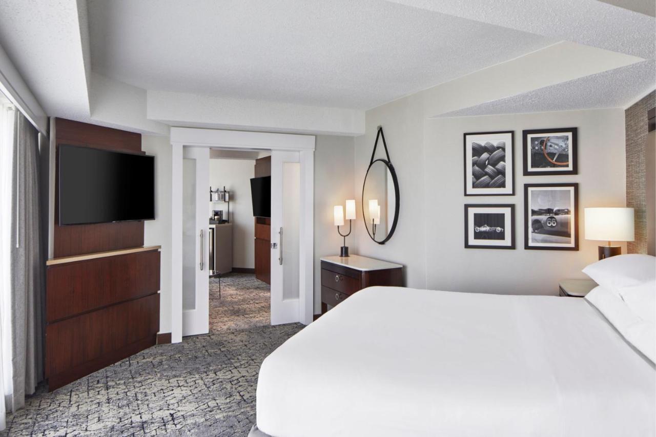 Junior Suite, 1 King, Sofa bed at Sheraton Indianapolis Hotel at Keystone Crossing