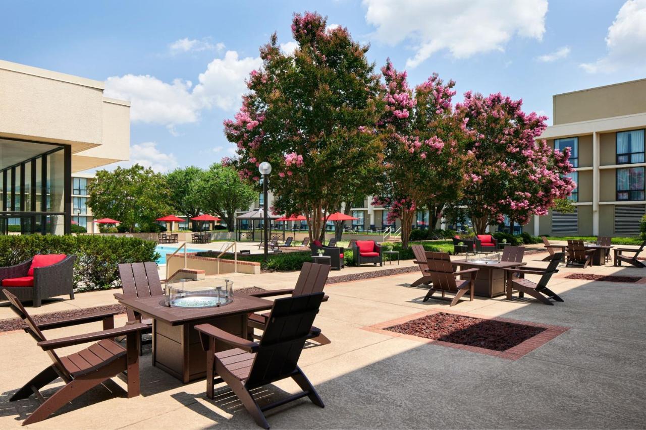 | Washington Dulles Airport Marriott
