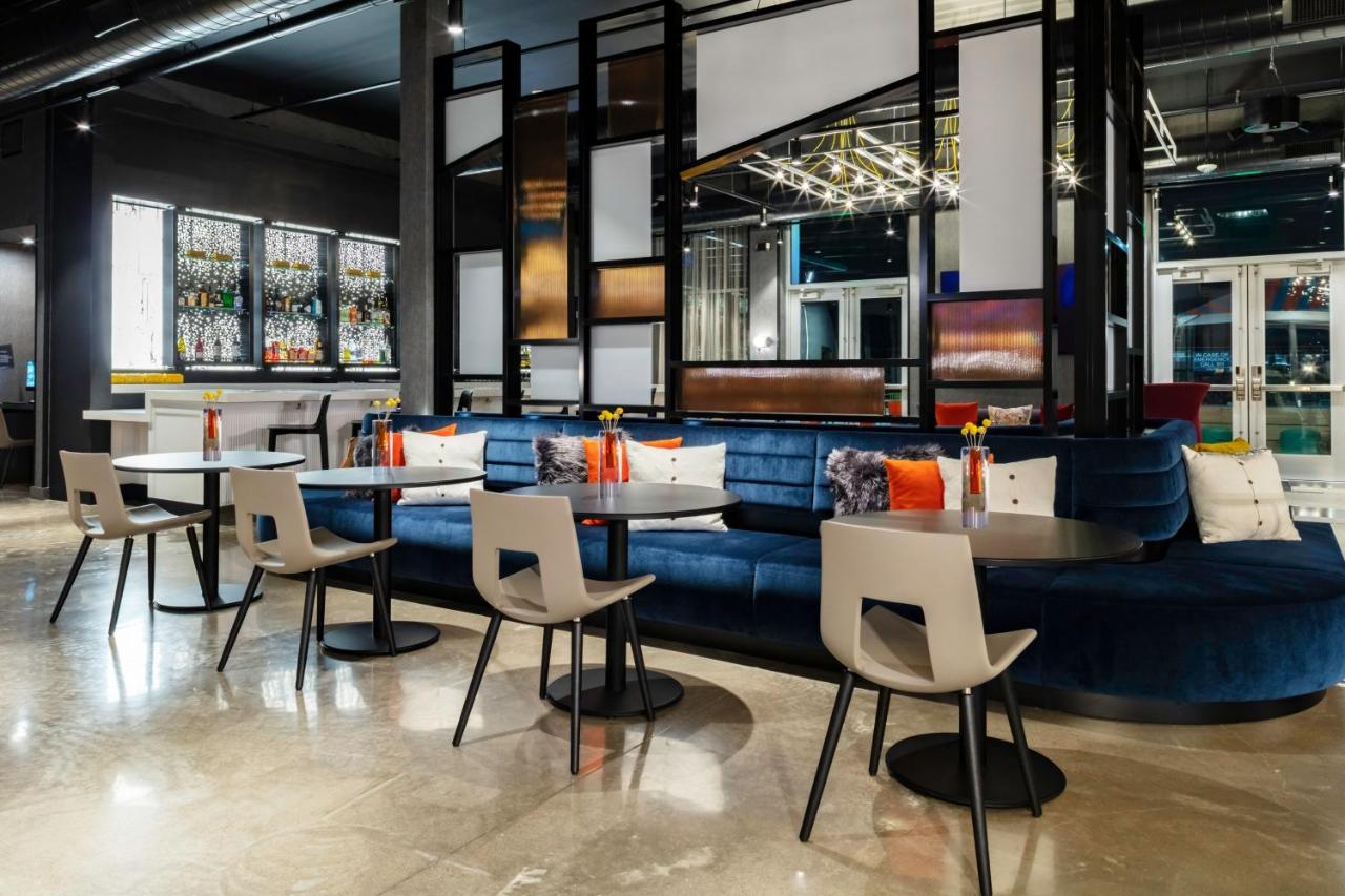  | Aloft Dallas Arlington South