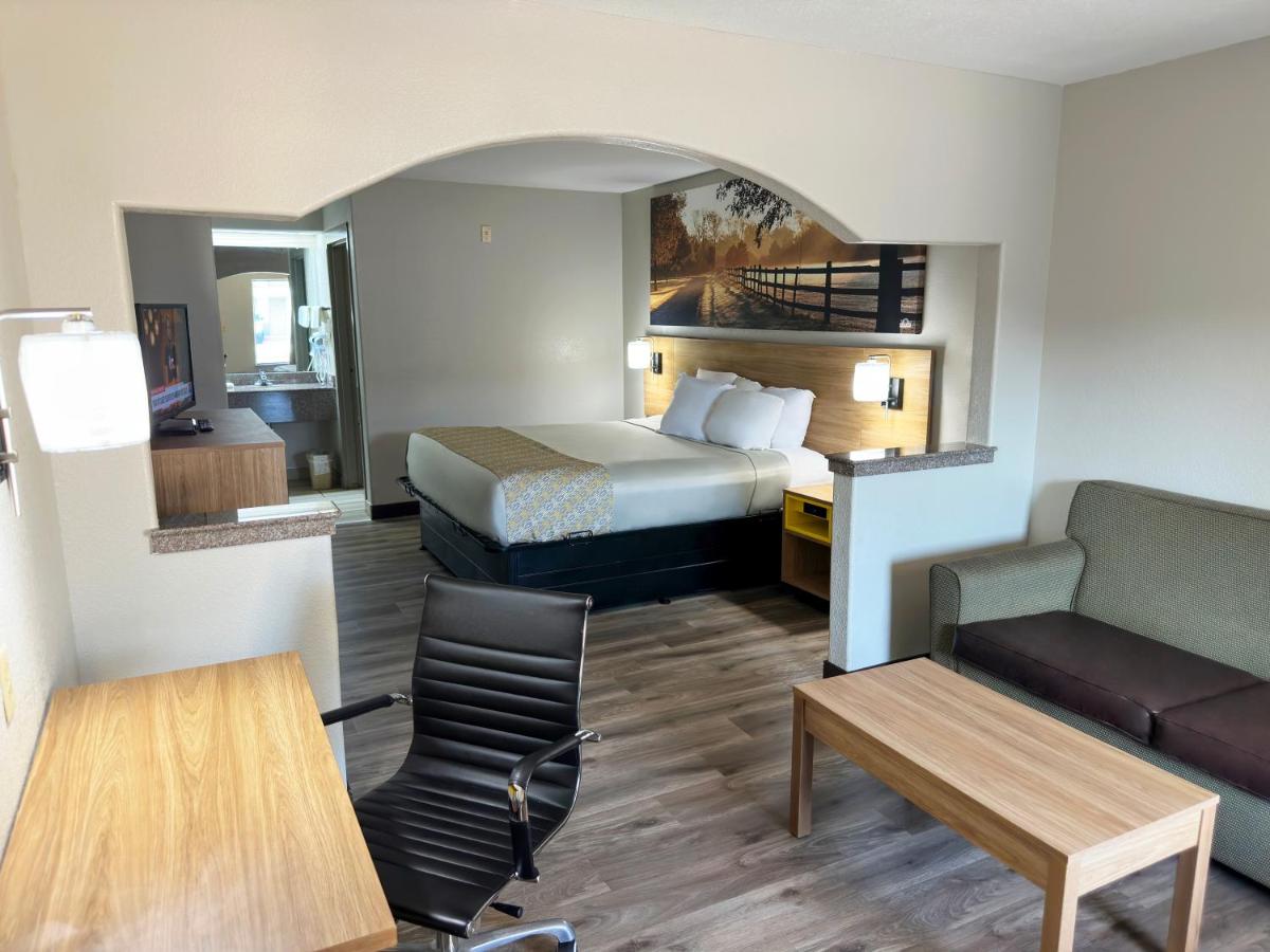 Double Suite with One Double Bed - Mobility Accessible/Smoking at Days Inn & Suites by Wyndham Opelousas