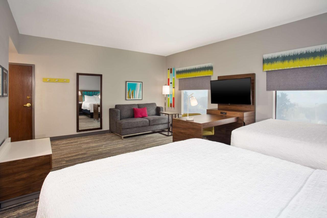 Queen Suite with Two Queen Beds - Non-Smoking at Hampton Inn & Suites Lady Lake/The Villages