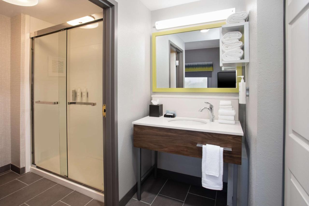 King Suite with Sofa Bed - Non-Smoking at Hampton Inn & Suites Lady Lake/The Villages