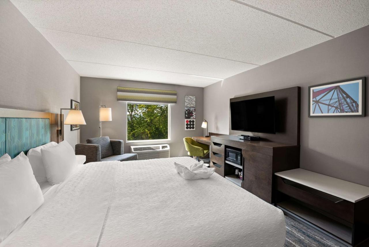| Hampton Inn & Suites Poughkeepsie