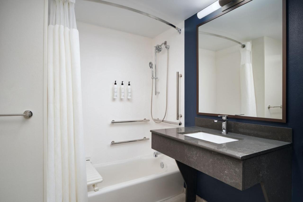 King Room at Fairfield Inn & Suites by Marriott Auburn Opelika