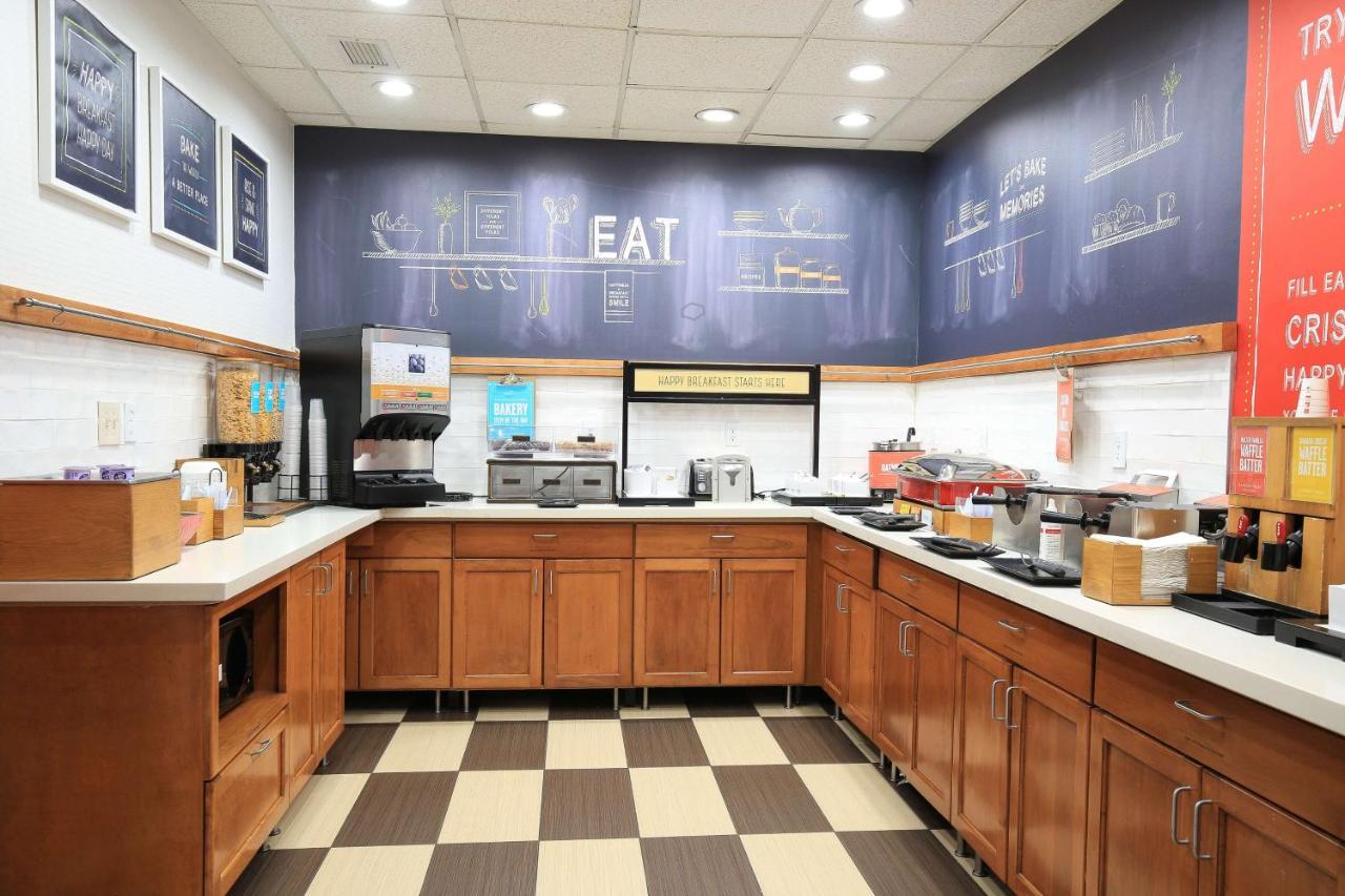| Hampton Inn Bordentown