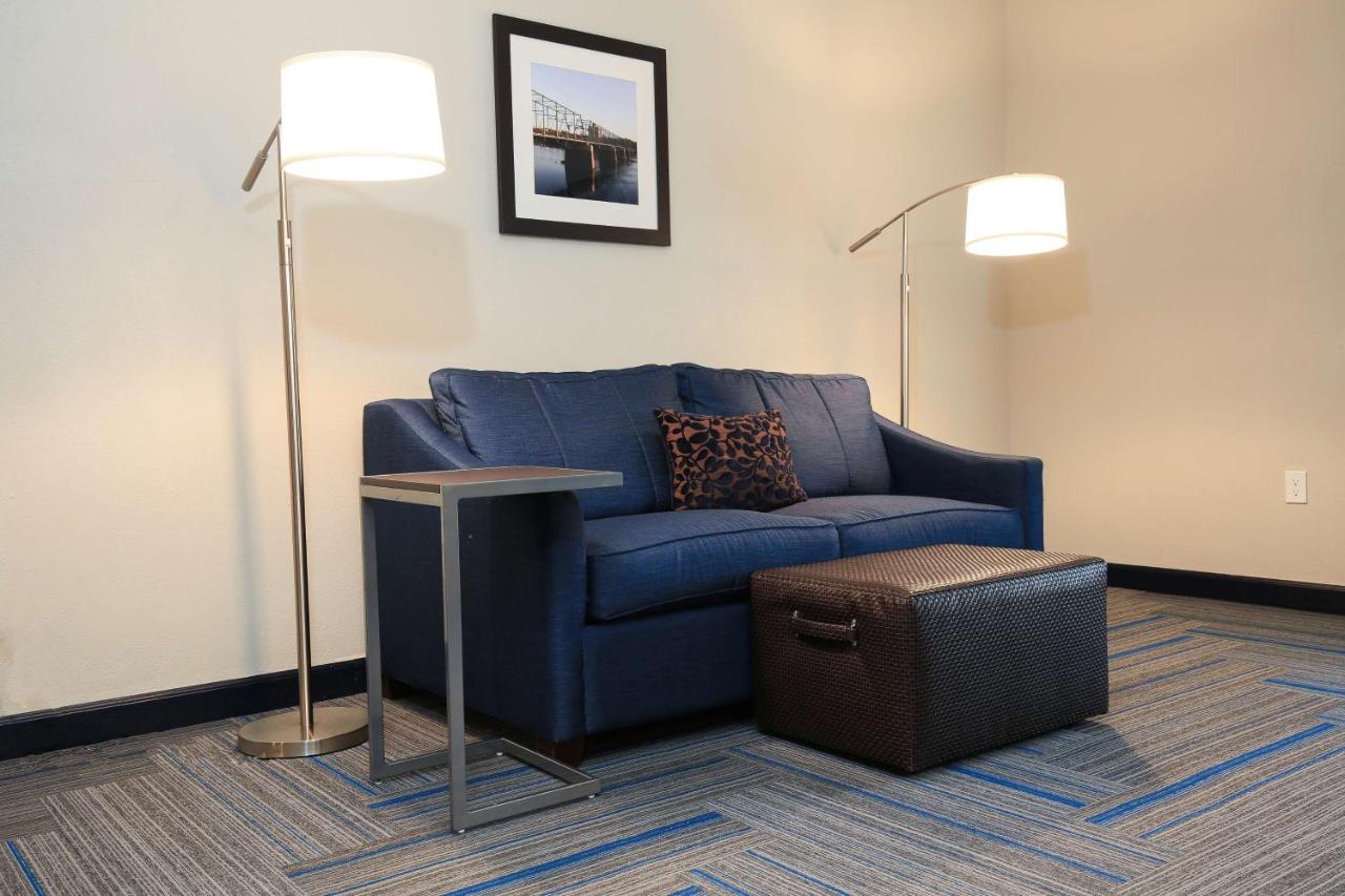 | Hampton Inn Bordentown