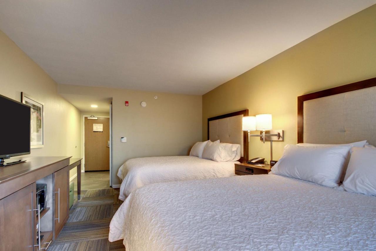 Queen Room with Two Queen Beds - Non-Smoking at Hampton Inn & Suites Cordele