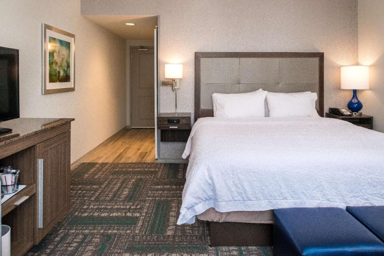 Executive King Room - Non-Smoking at Hampton Inn Paragould