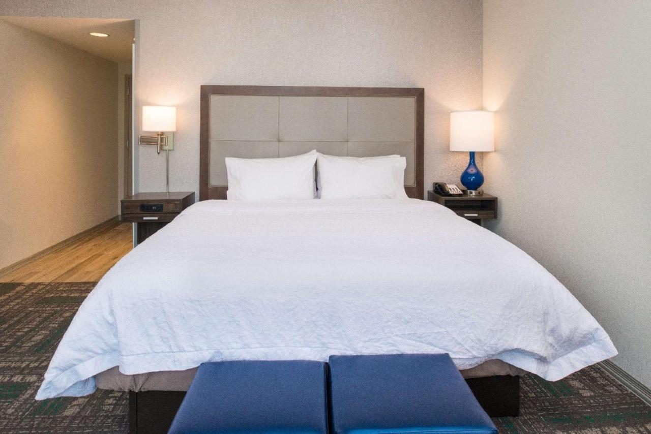 Executive King Room - Non-Smoking at Hampton Inn Paragould