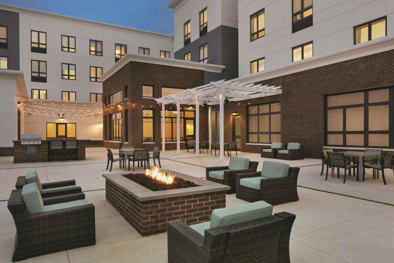 | Homewood Suites By Hilton Horsham Willow Grove