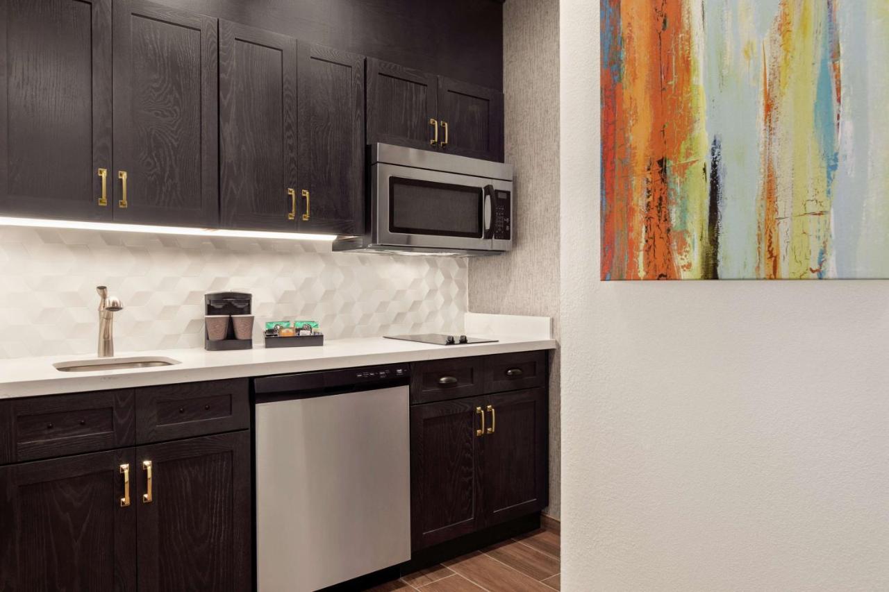 | Homewood Suites By Hilton Horsham Willow Grove