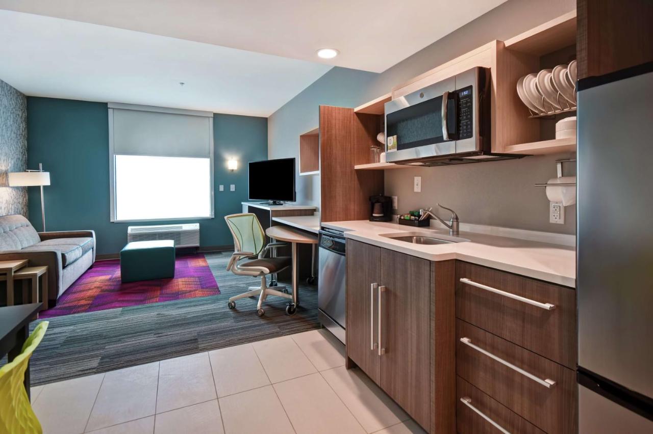 King Suite - Hearing Accessible/Non-Smoking at Home2 Suites by Hilton Shreveport