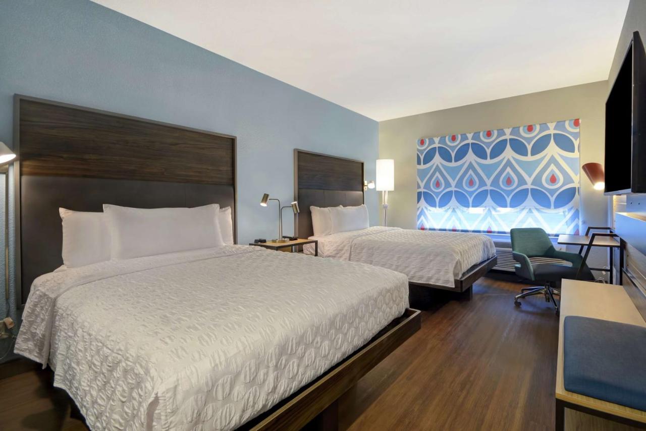 Queen Room with Two Queen Beds - Hearing Accessible at Tru by Hilton Fort Worth Fossil Creek