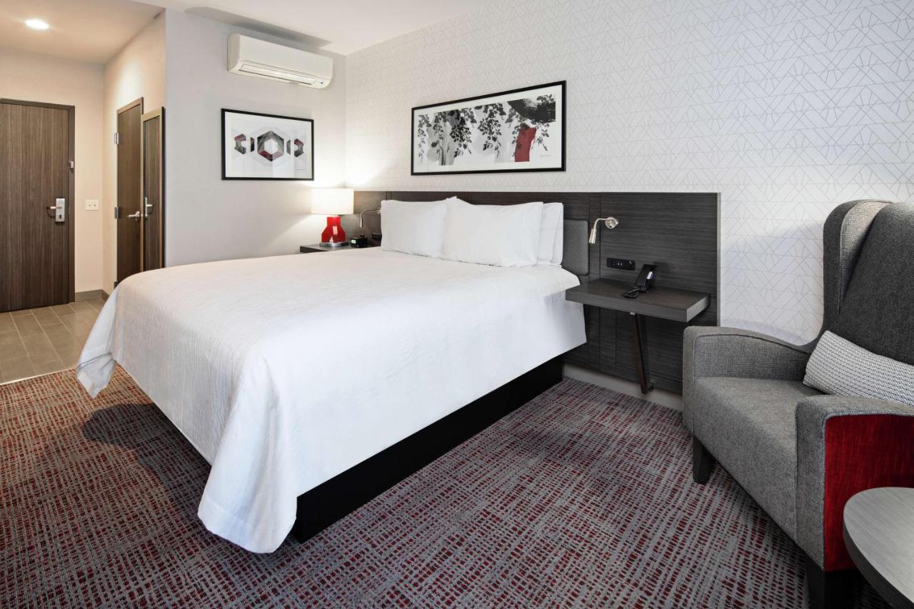 King Room - Mobility Accessible at Hilton Garden Inn Irvine Spectrum Lake Forest