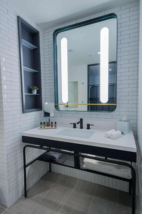 Queen Room with Two Queen Beds with Bath Tub - Mobility/Hearing Accessible at Canopy by Hilton Jersey City Arts District