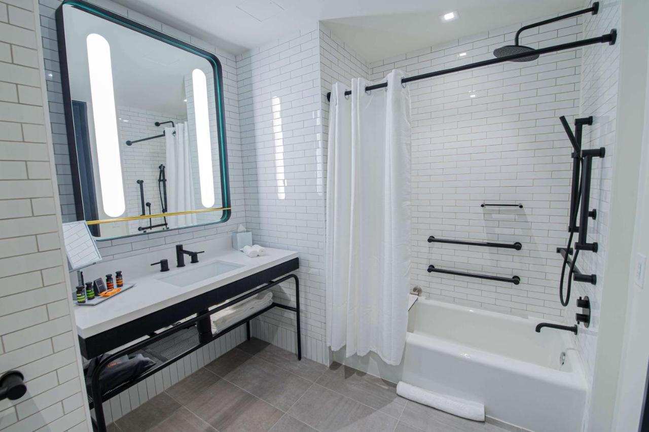 Queen Room with Two Queen Beds with Bath Tub - Mobility/Hearing Accessible at Canopy by Hilton Jersey City Arts District