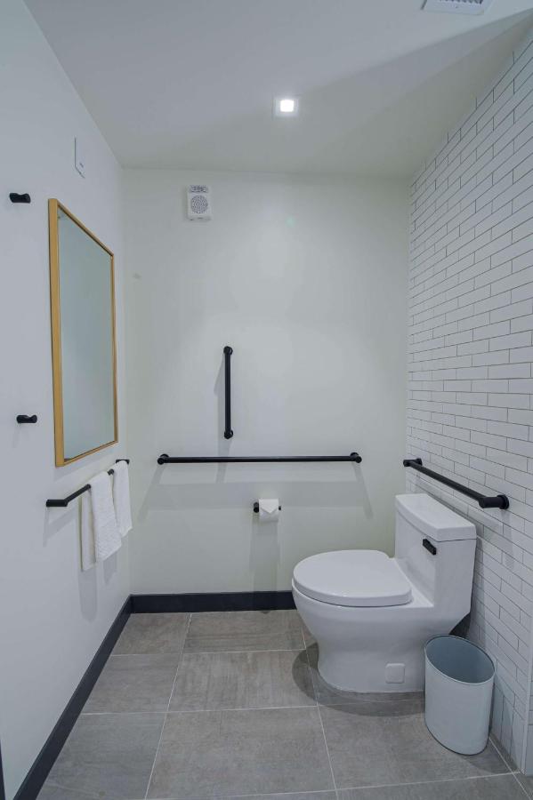 Queen Room with Two Queen Beds with Bath Tub - Mobility/Hearing Accessible at Canopy by Hilton Jersey City Arts District