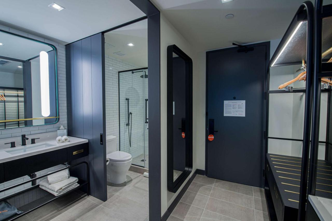 Deluxe Queen Room with Two Queen Beds at Canopy by Hilton Jersey City Arts District