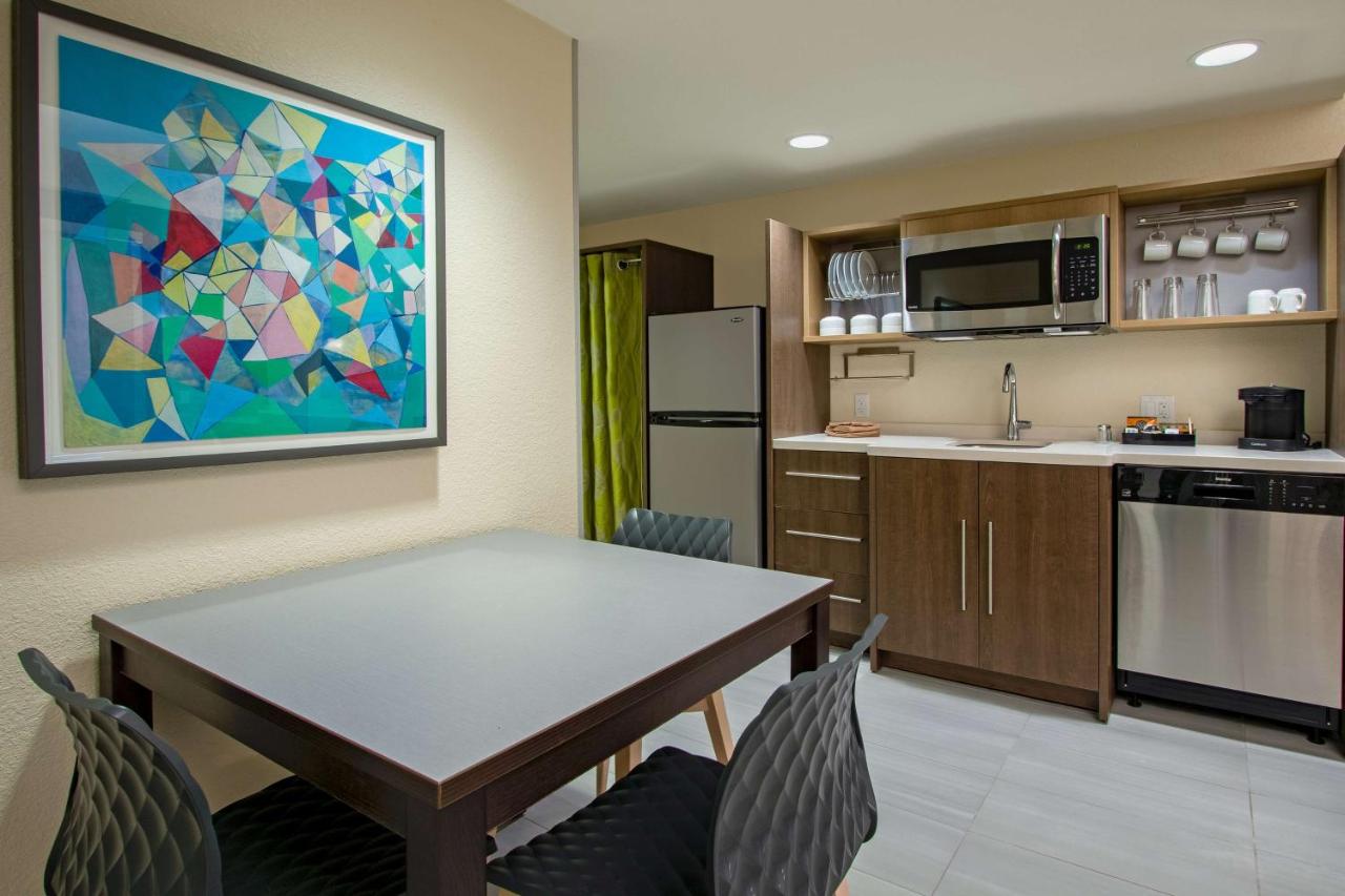 King Studio - Moblity/Hearing Accessible - Non-Smoking at Home2 Suites by Hilton Grove City Columbus