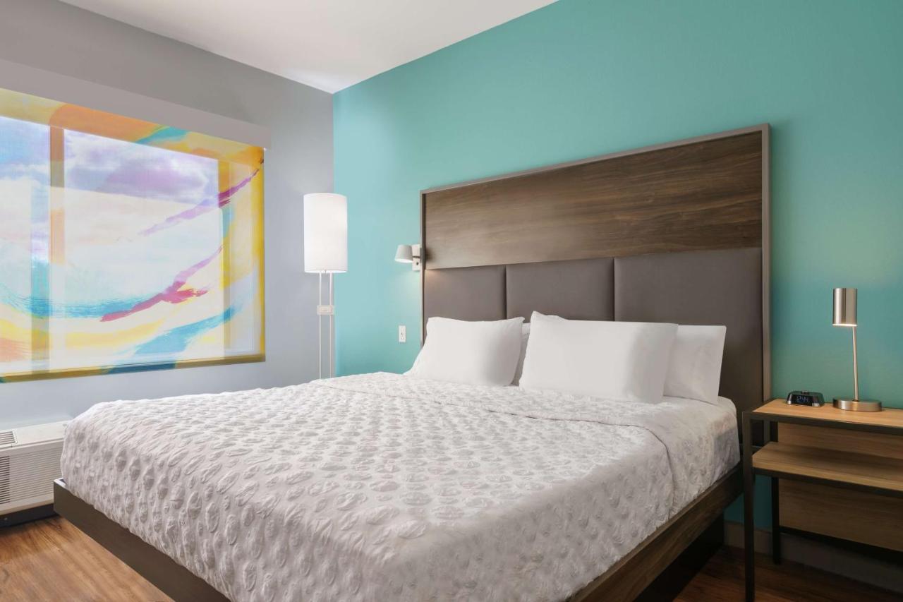 King Room at Tru by Hilton Sandusky, OH