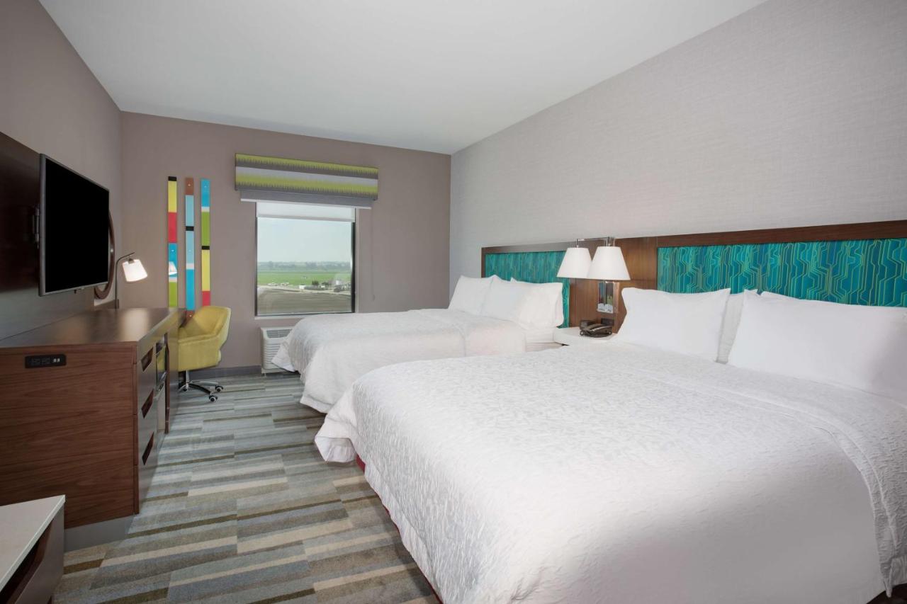 Queen Room with Two Queen Beds at Hampton Inn & Suites Watsonville