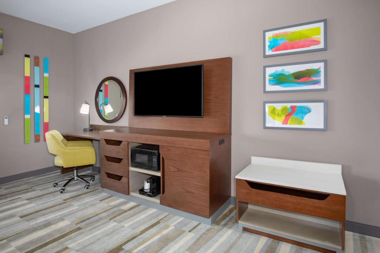 Queen Room with Two Queen Beds - Mobility Accessible/Non-Smoking at Hampton Inn & Suites Watsonville