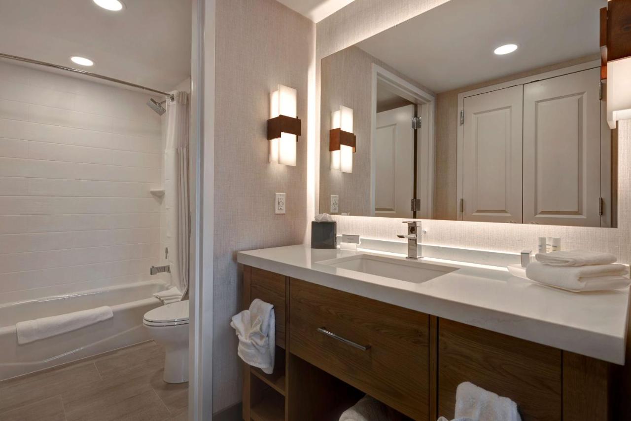 Queen Studio with Balcony - Non-Smoking at Homewood Suites by Hilton Eagle Boise, ID