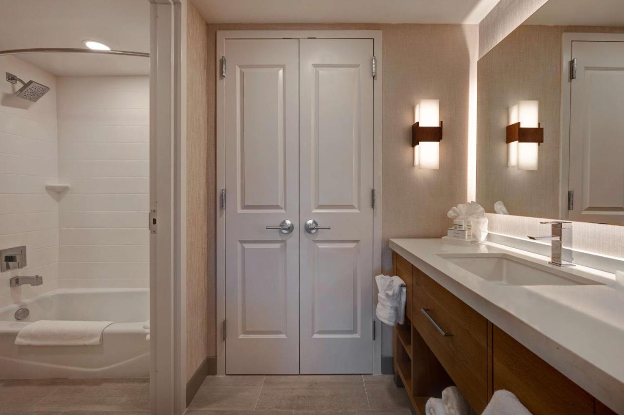 One-Bedroom Queen Suite with Balcony at Homewood Suites by Hilton Eagle Boise, ID