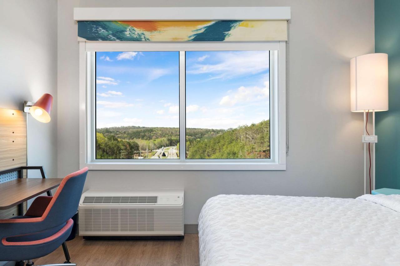 King Room at Tru By Hilton Cartersville, GA