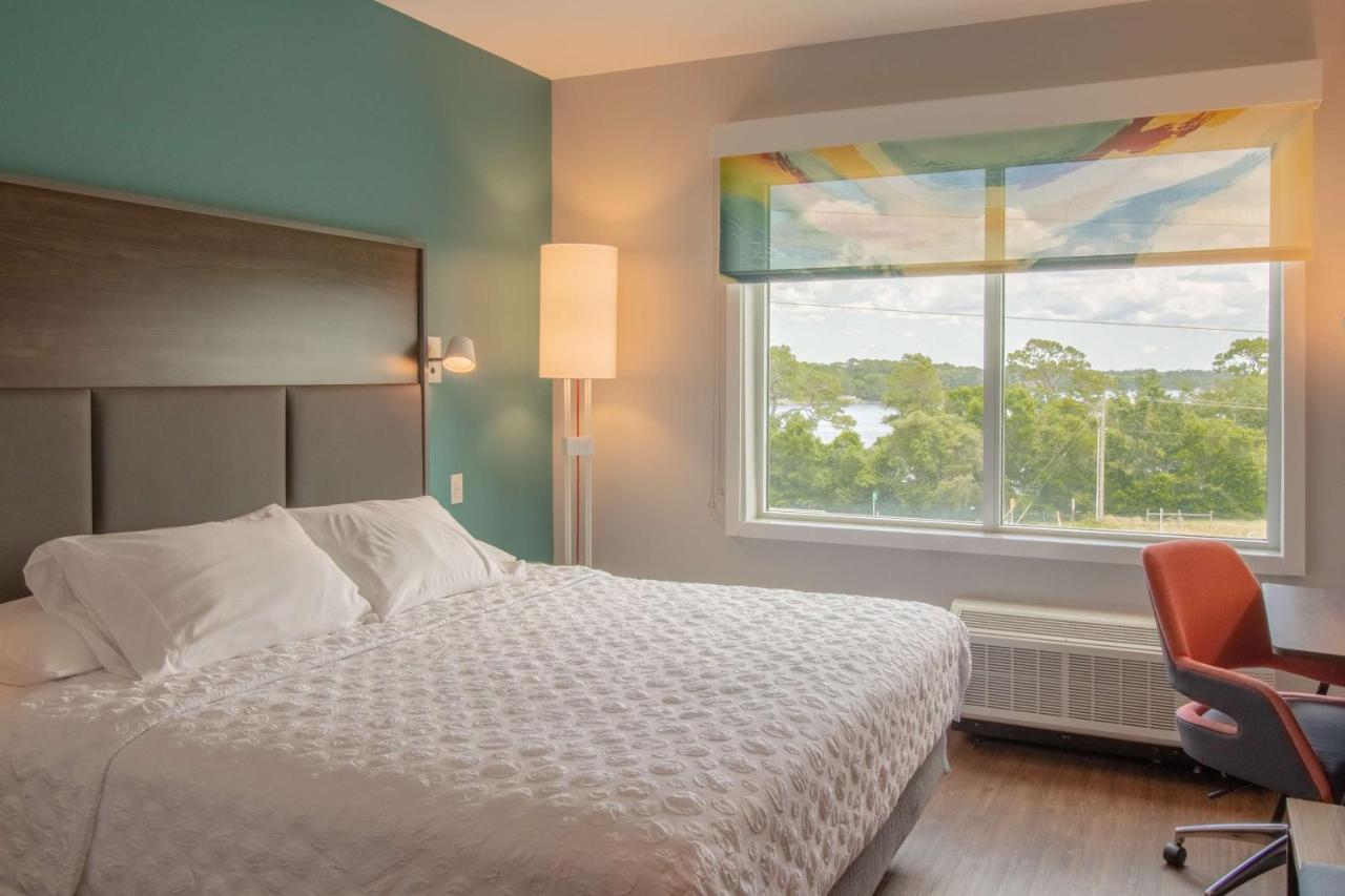 King Room at Tru By Hilton Niceville, FL