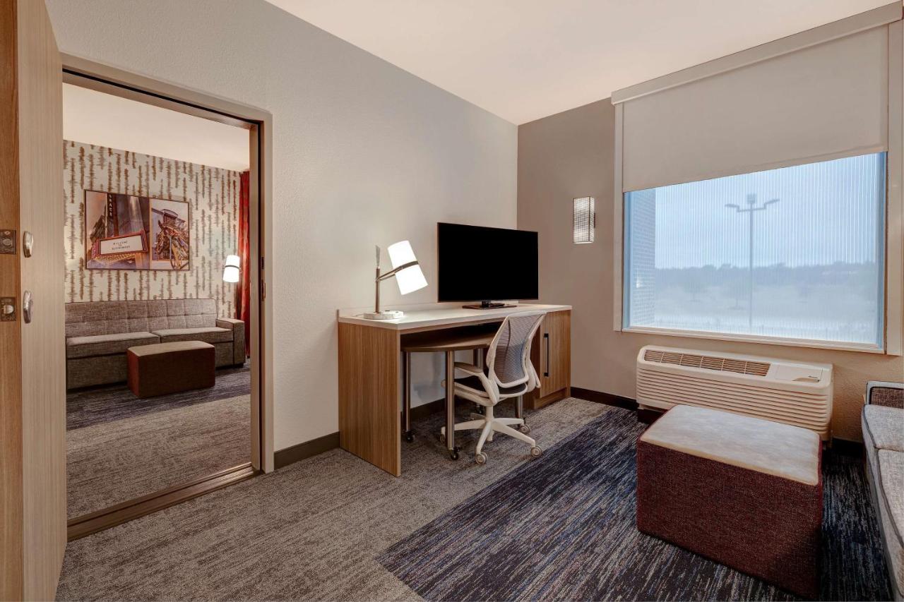 One-Bedroom King Suite - Non-Smoking at Home2 Suites by Hilton Blythewood, SC