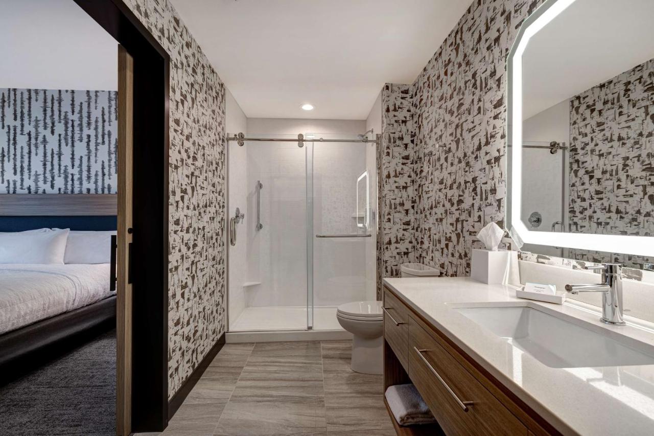 One-Bedroom King Suite - Non-Smoking at Home2 Suites by Hilton Blythewood, SC