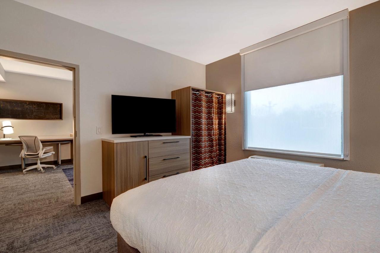One-Bedroom King Suite - Non-Smoking at Home2 Suites by Hilton Blythewood, SC
