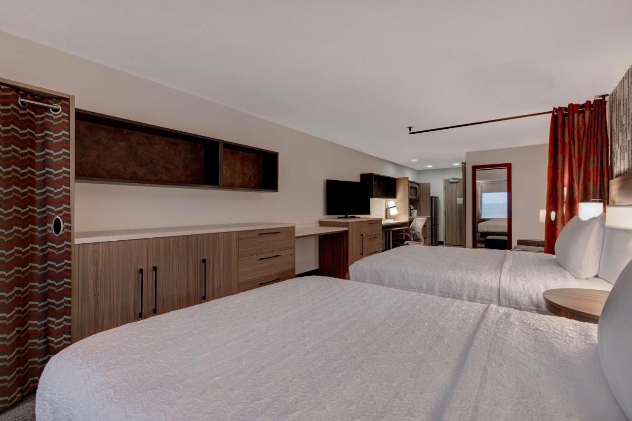 Queen Studio with Two Queen Beds - Non-Smoking at Home2 Suites by Hilton Blythewood, SC