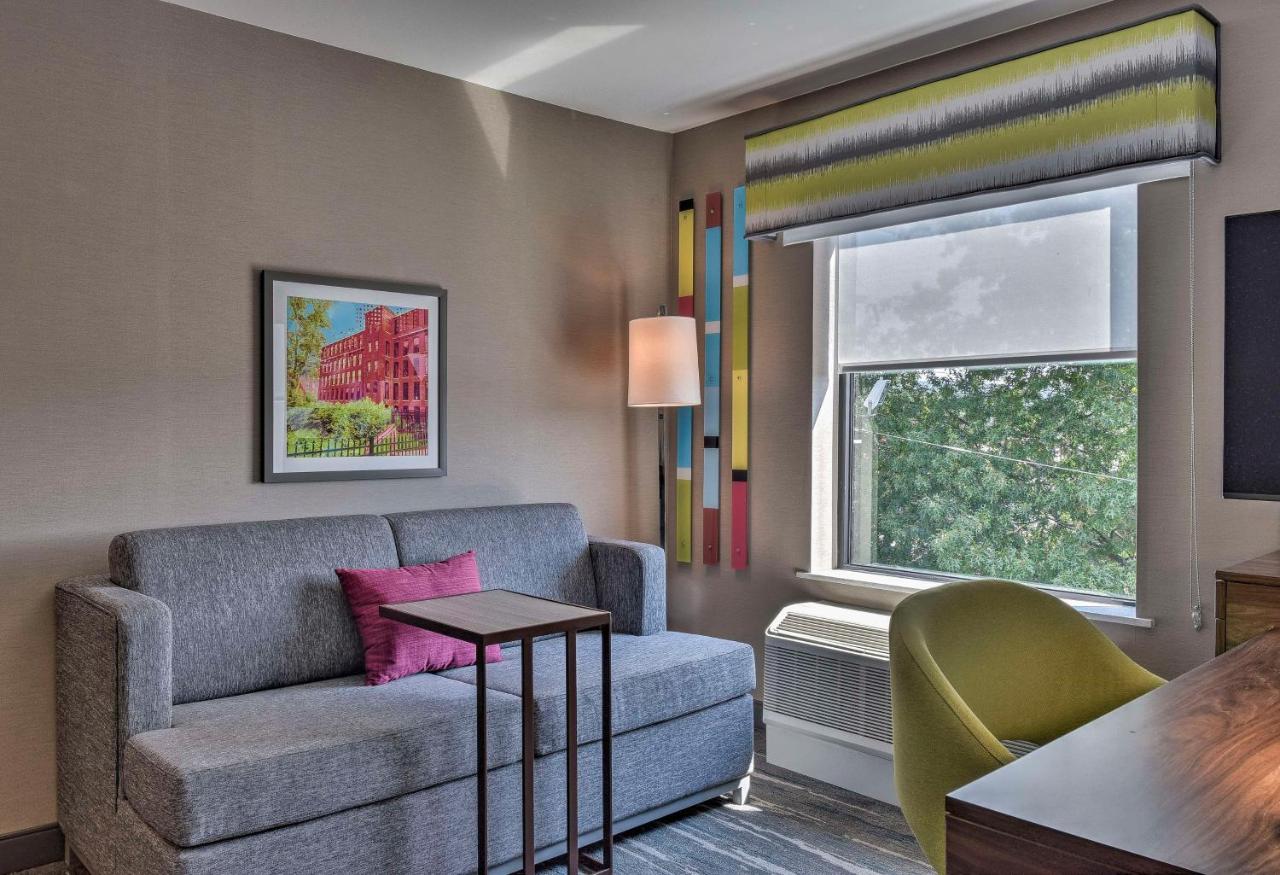 King Studio Suite at Hampton Inn & Suites Keene
