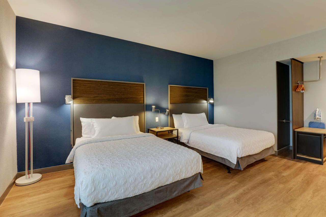 Queen Room with Roll-In Shower - Mobility Accessible at Tru By Hilton Raleigh Garner