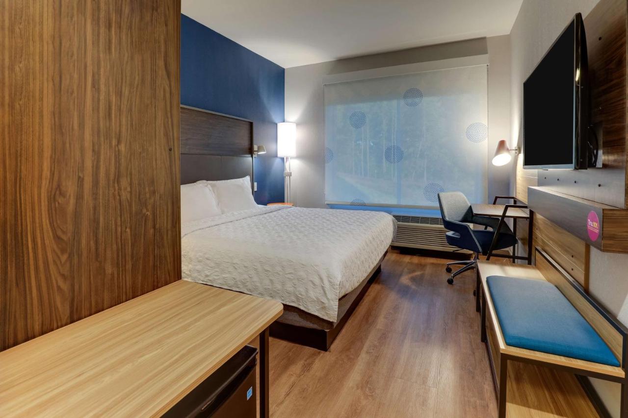 King Room with Walk In Shower at Tru By Hilton Raleigh Garner