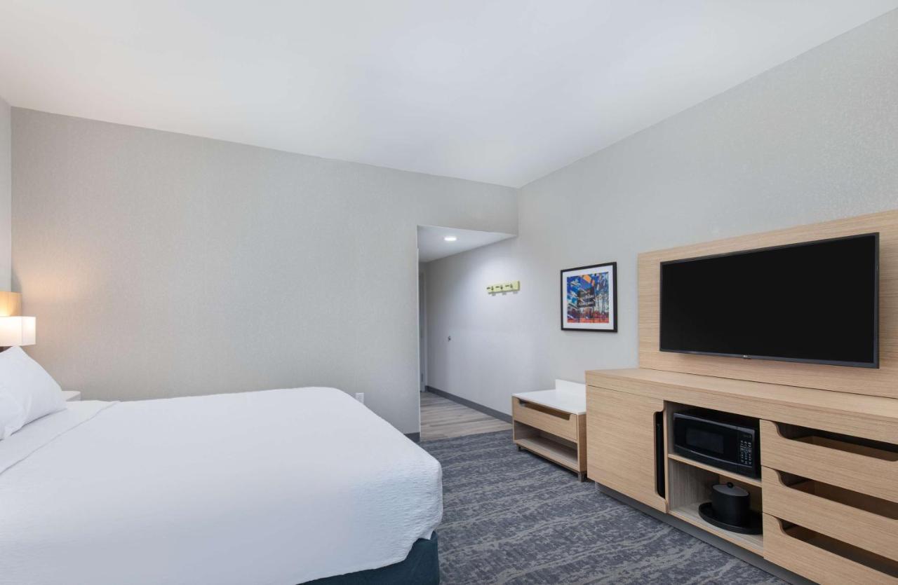  | Hampton Inn Albertville, Al