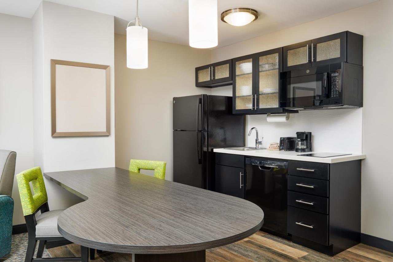 King Room - Hearing Access - Non-Smoking at Candlewood Suites Lebanon by IHG