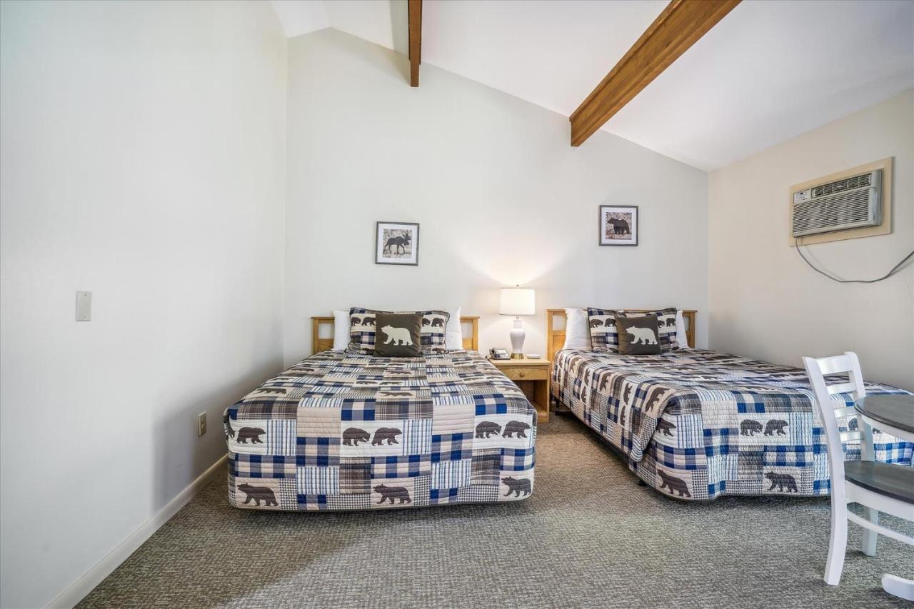 | Cedarbrook Standard Hotel Room 105