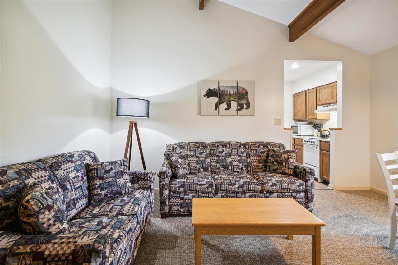 | 21202 Cedarbrook two bedroom Suite