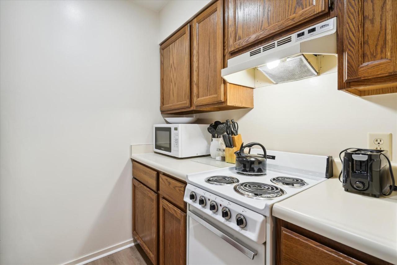 | 21202 Cedarbrook two bedroom Suite