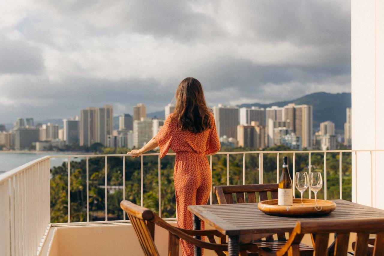 2 Bedroom Penthouse Ocean View at Lotus Honolulu at Diamond Head