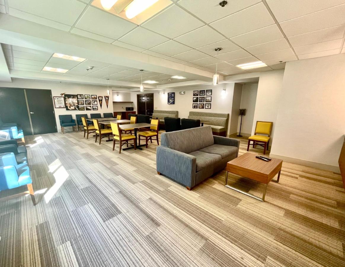 | Holiday Inn Express Houghton-Keweenaw, an IHG Hotel