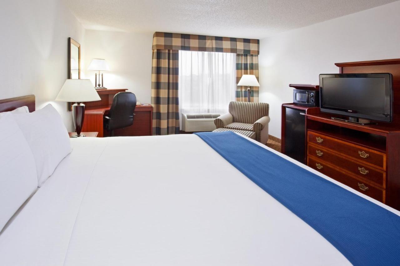  | Holiday Inn Express & Suites Alliance, an IHG Hotel